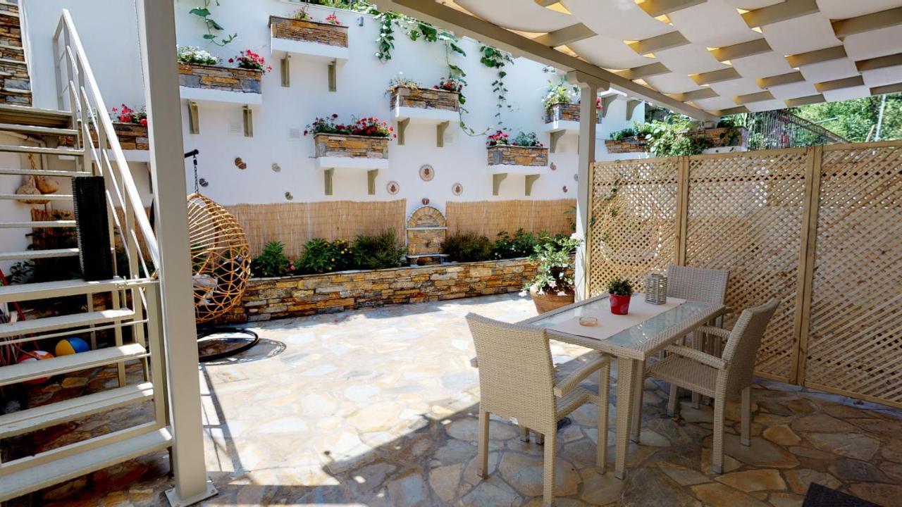 Studios Yalos Chorefton Exterior foto